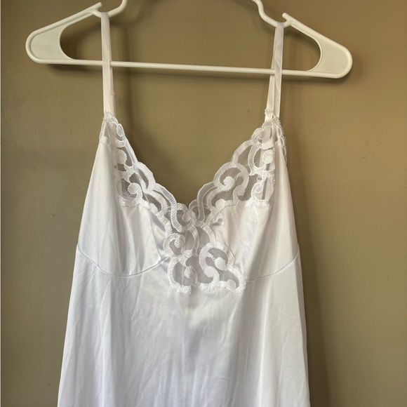 Vintage Cabernet White Lace Detail Slip Nightgown 38 - Picture 3 of 7